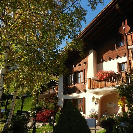 Hotel B&B Casa La Val Sedrun Eksteriør bilde
